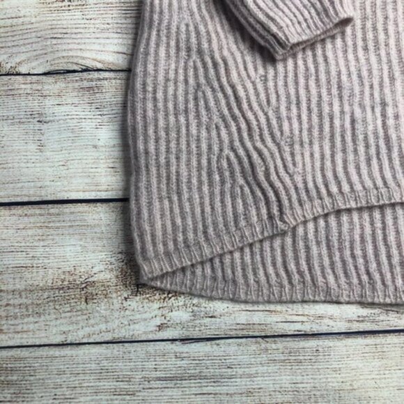 Madewell V-Neck Merino Wool Sweater Size XXS - Picture 5 of 5
